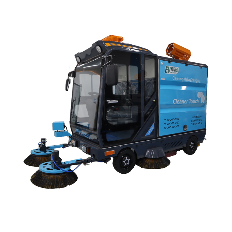 MH250 800L Water Tank Sweeper